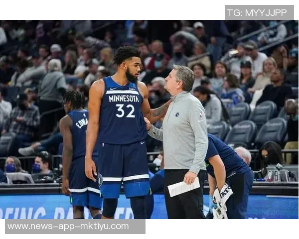 芬奇客场发布会冷清无问询队记透露本地媒体逐渐缺席客场报道